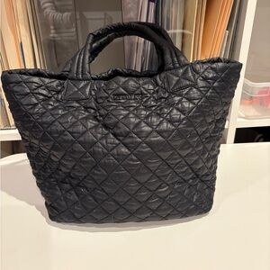 SOLD💔

MZ Wallace quilted black bag 19 x 12 inches excellent condition